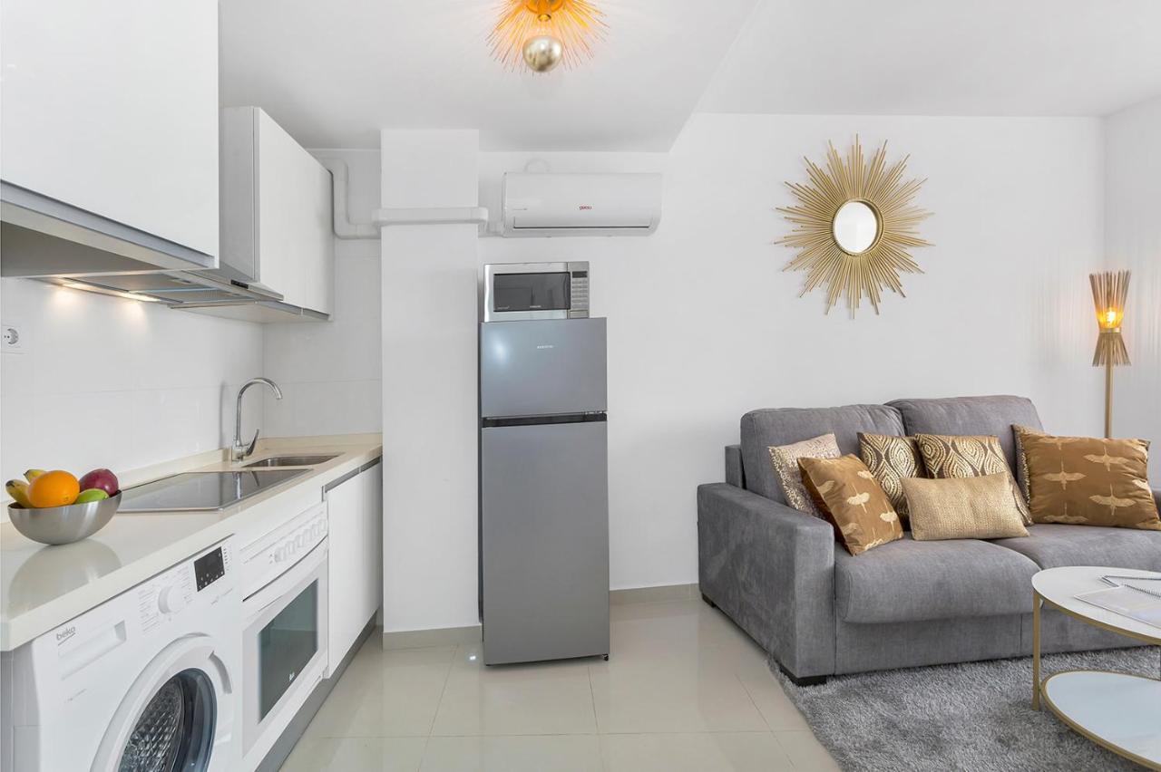 Reel Apartments- Walk To The Beach And Centre Torrevieja Zewnętrze zdjęcie