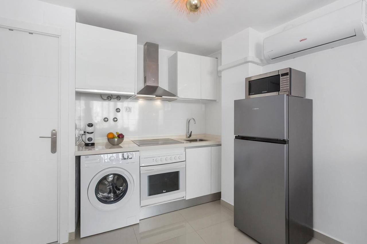 Reel Apartments- Walk To The Beach And Centre Torrevieja Zewnętrze zdjęcie