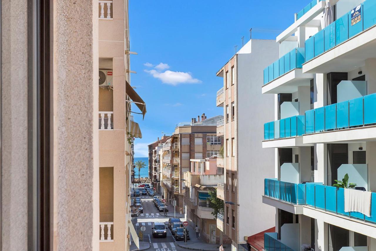 Reel Apartments- Walk To The Beach And Centre Torrevieja Zewnętrze zdjęcie
